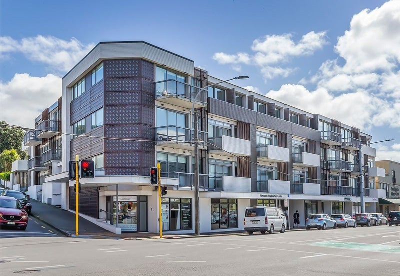 104/80 Riddiford Street, Newtown, Wellington - Carousel 2