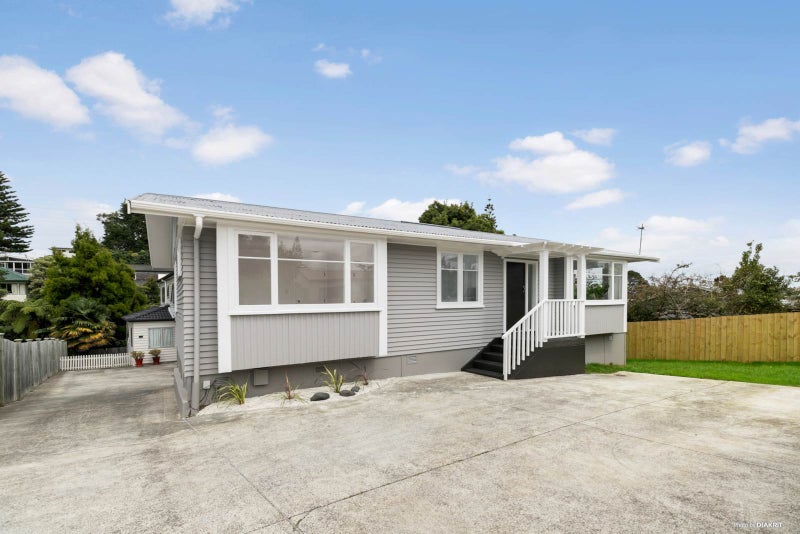 28 Oriana Avenue, Lynfield, Auckland - Carousel 1