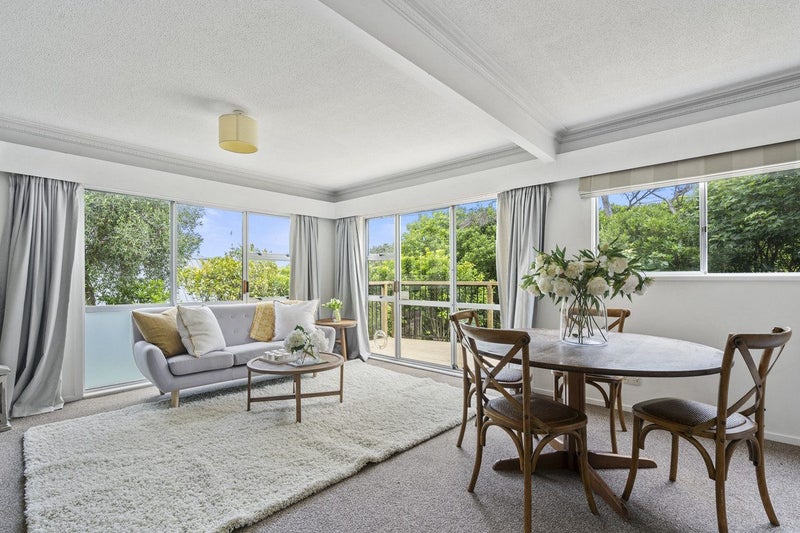 16 Penryn Drive, Camborne, Porirua - Carousel 2