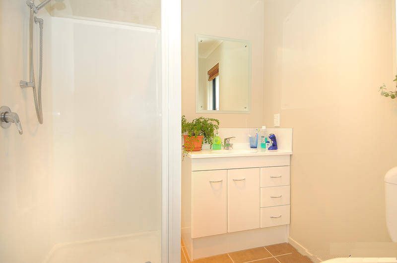 12 McEwen Crescent, Riverstone Terraces, Upper Hutt - Carousel 7