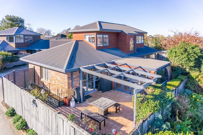 56A Graham Street, Hamilton East, Hamilton - Carousel 2