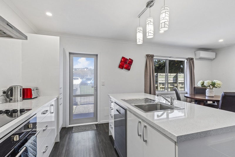 12A Whitehouse Road, Titahi Bay, Porirua - Carousel 1