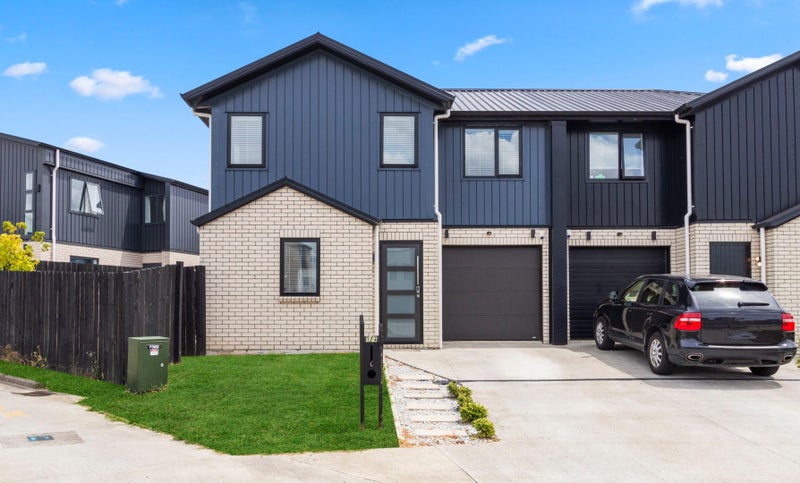 1/4 Mila Paige Close, Glenview, Hamilton - Carousel 1