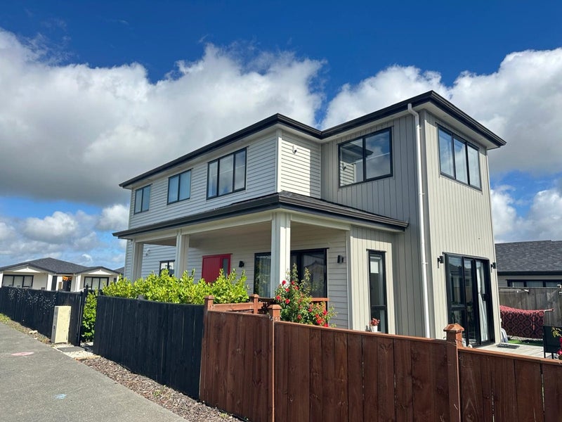 18 Noia Way, Karaka, Papakura - Carousel 1