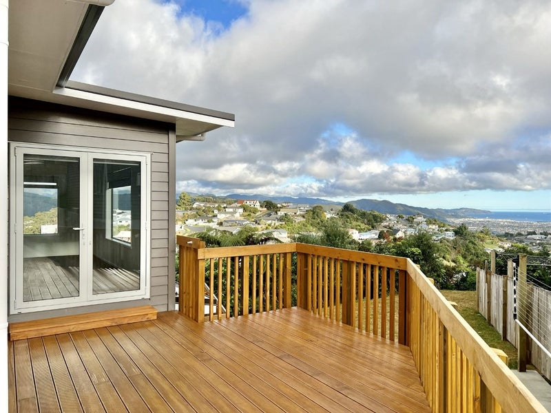 6 Benhar Close, Kelson, Lower Hutt - Carousel 21