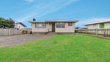 46 Friesian Drive, Mangere, Auckland - Carousel 1