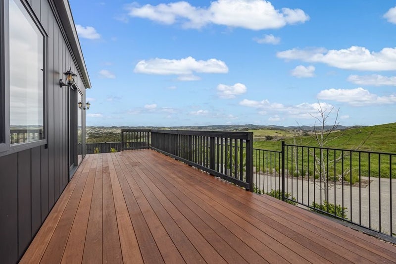 9 Urlich Drive, Ranui, Auckland - Carousel 2