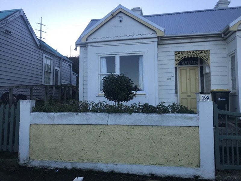 162 South Road, Caversham, Dunedin - Carousel 1