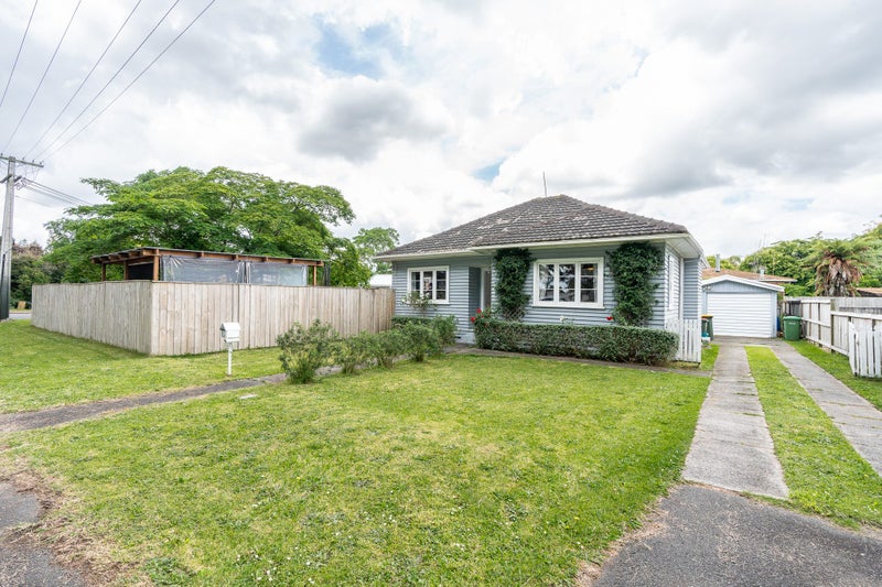 12 Tui Avenue, Forest Lake, Hamilton - Carousel 28