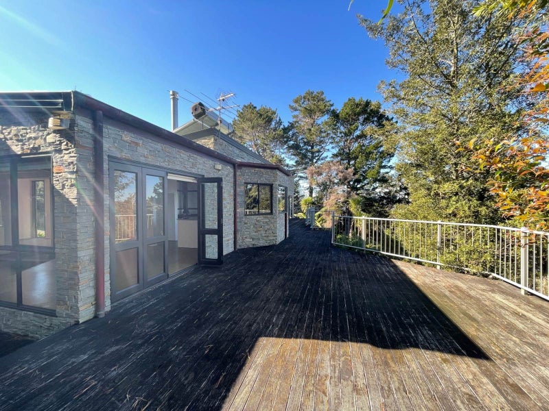 39 Upper Harbour Drive, Greenhithe, Auckland - Carousel 21