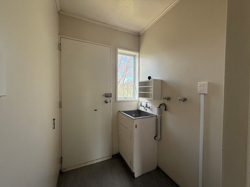 2/46 Delaware Crescent, Russley, Christchurch - Carousel 8