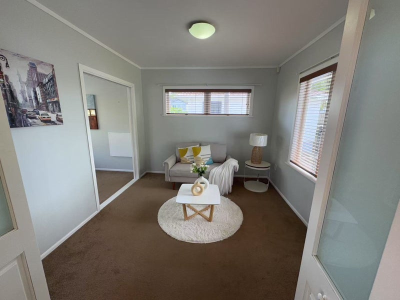 15 Sandspit Road, Cockle Bay, Auckland - Carousel 2