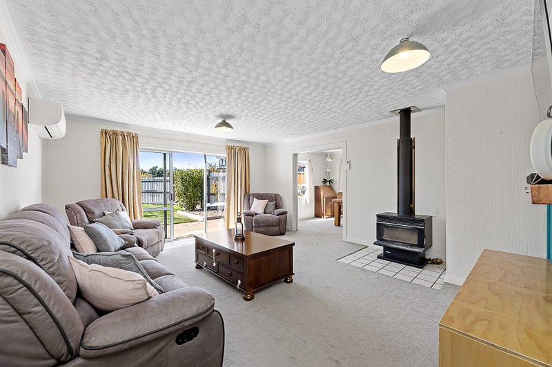 14 Shirtliff Street, Riversdale, Blenheim - Carousel 1