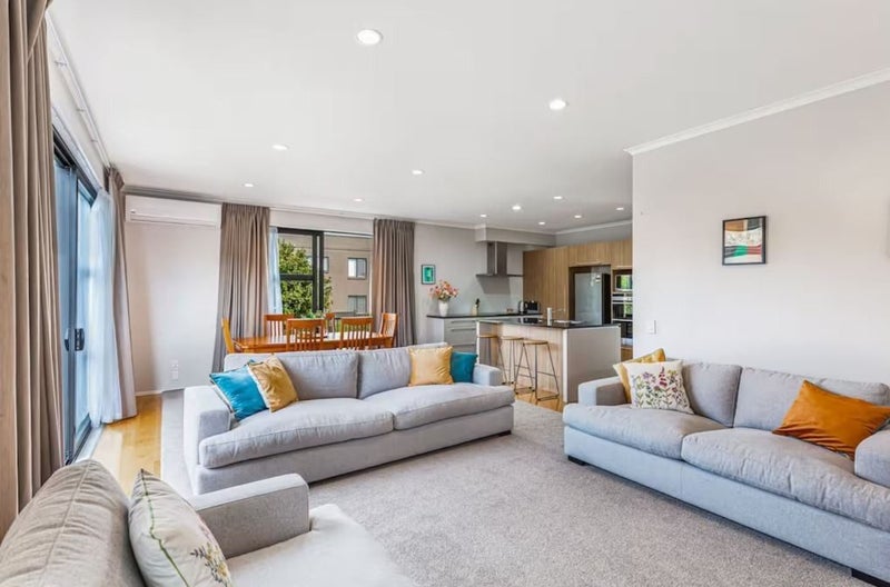 156 Stonefields Avenue, Stonefields, Auckland - Carousel 2