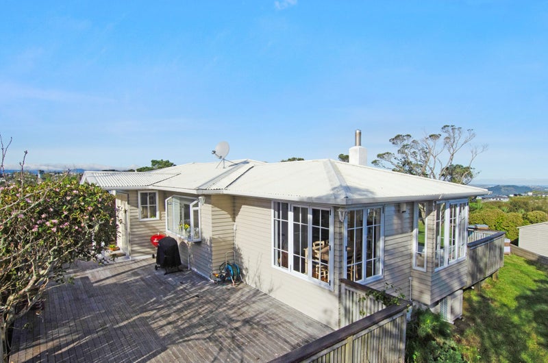 78 Chesterton Street, Johnsonville, Wellington - Carousel 1