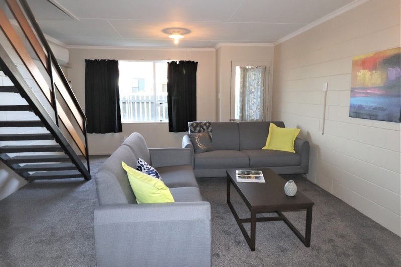 2/202 Crinan Street, Appleby, Invercargill - Carousel 1