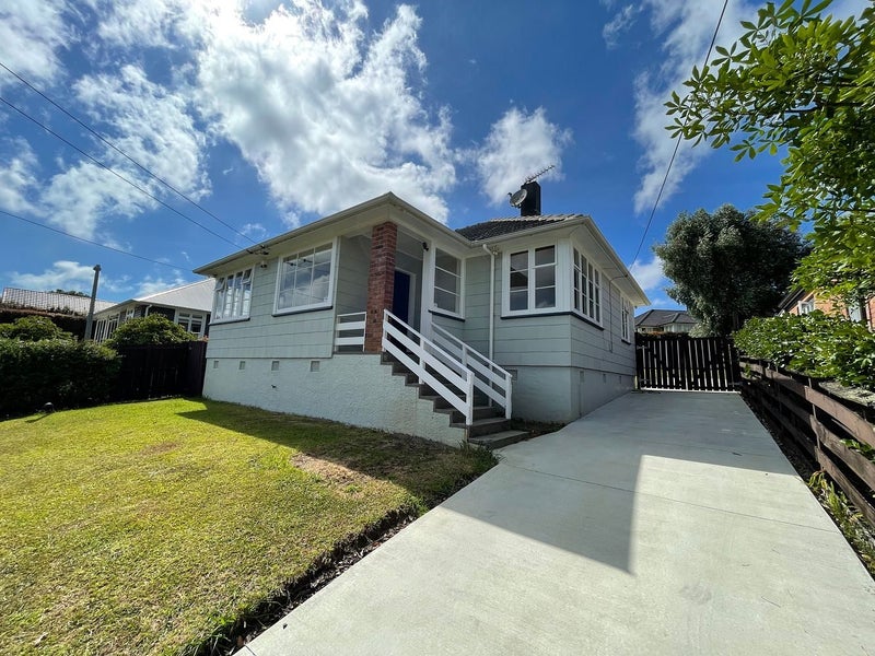 58 Tahapa Crescent, Meadowbank, Auckland - Carousel 1