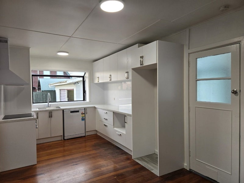 30 Darroch Street, Belfast, Christchurch - Carousel 2