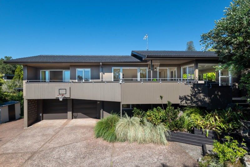 38 Braemar Road, Castor Bay, Auckland - Carousel 1