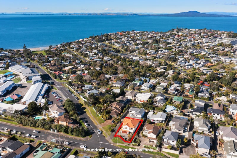 1/1 Masterton Road, Rothesay Bay, Auckland - Carousel 2