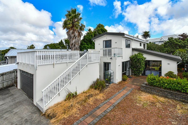 156A Mount Smart Road, Onehunga, Auckland - Carousel 1