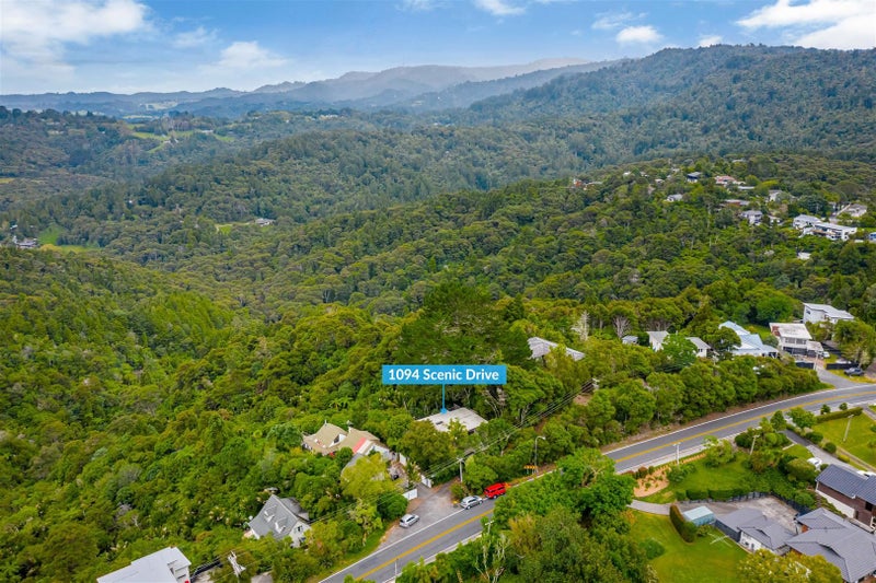 1094 Scenic Drive North, Swanson, Auckland - Carousel 2