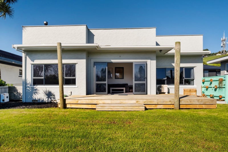 67 South Road, Blagdon, New Plymouth - Carousel 1