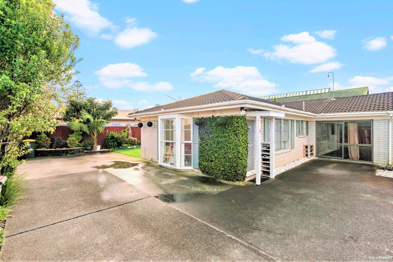 4/16 BIRDWOOD AVE, Papatoetoe, Auckland  - Carousel 1