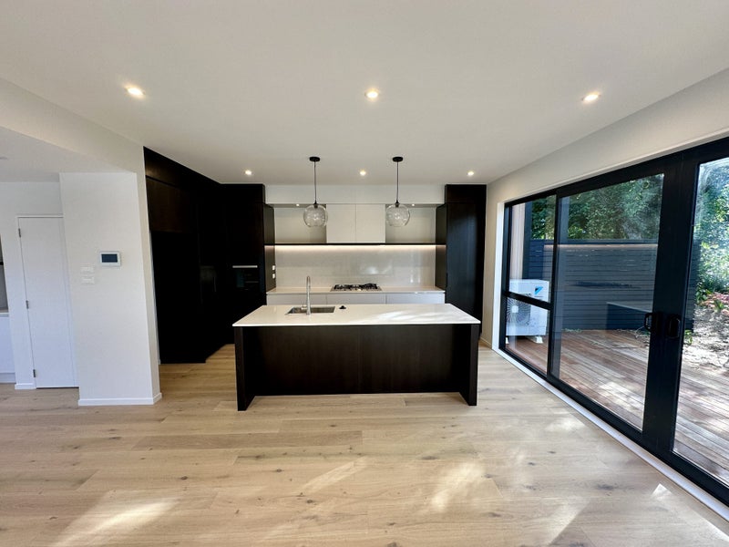 33A Asquith Avenue, Mount Albert, Auckland - Carousel 2