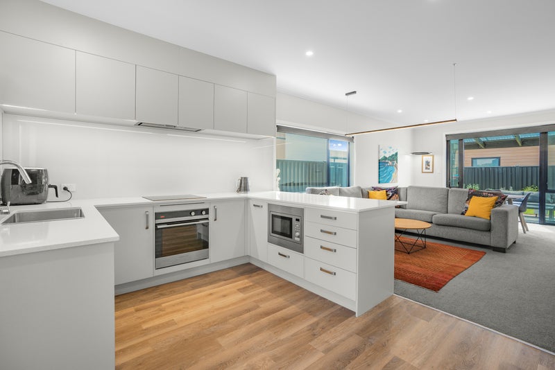 19 Aston Crescent, Wallaceville, Upper Hutt - Carousel 2