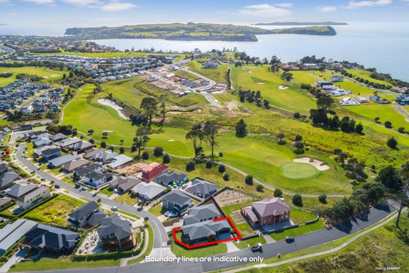 105 Pinecrest Drive, Gulf Harbour, Whangaparaoa - Carousel 2