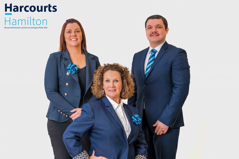 20 Myrtle Street, Hamilton East, Hamilton - Carousel 48