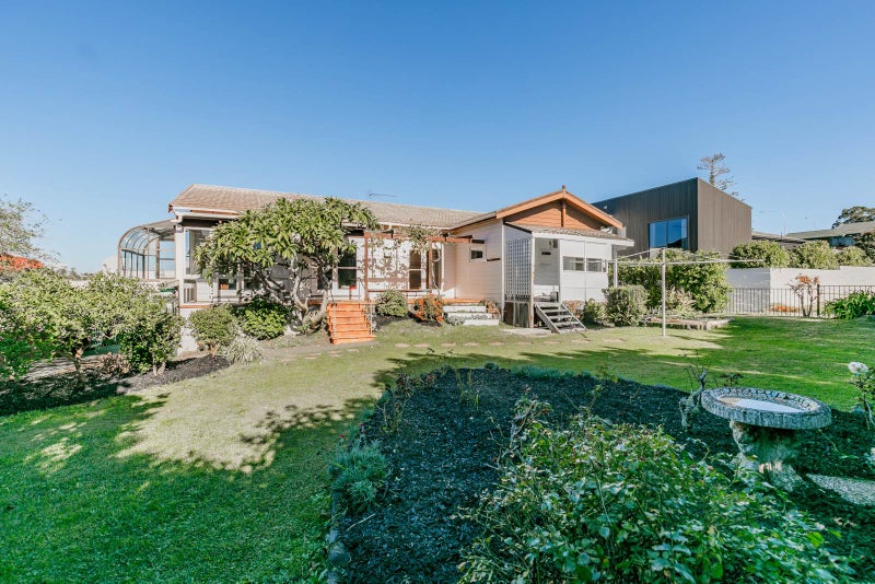 6 Park Avenue, Takapuna, Auckland - Carousel 2