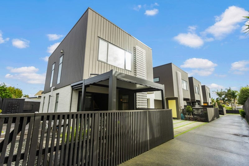 122D Moore Street, Howick, Auckland - Carousel 37