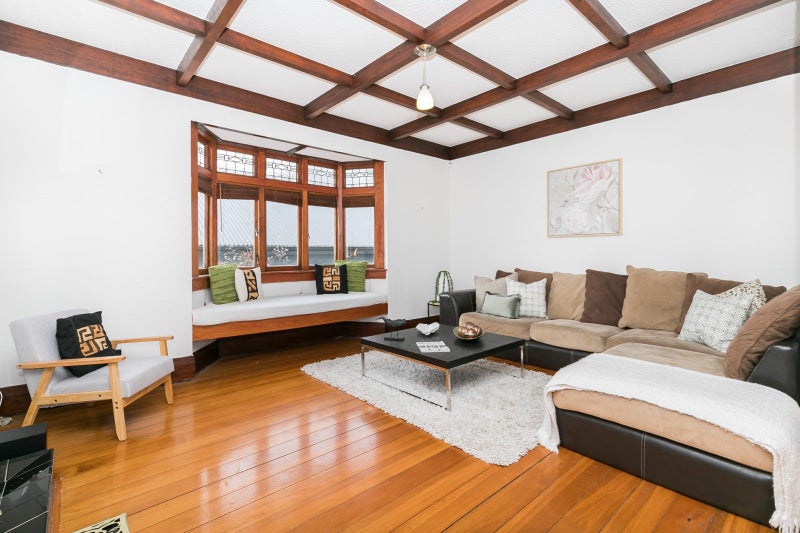 661 Grey Street, Hamilton East, Hamilton - Carousel 2