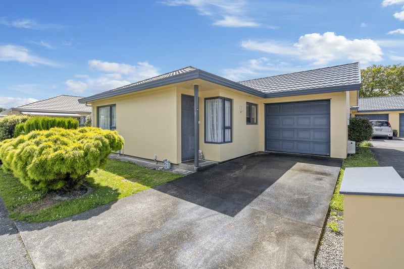 9/58A MOLESWORTH ST, TAITA, LOWER HUTT - Carousel 2