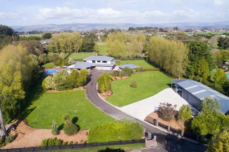 136 Tutaki Road, Kelvin Grove, Palmerston North - Carousel 2