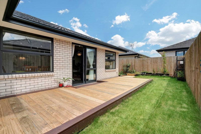 40 Loch Tanna Way, Yaldhurst, Christchurch - Carousel 1