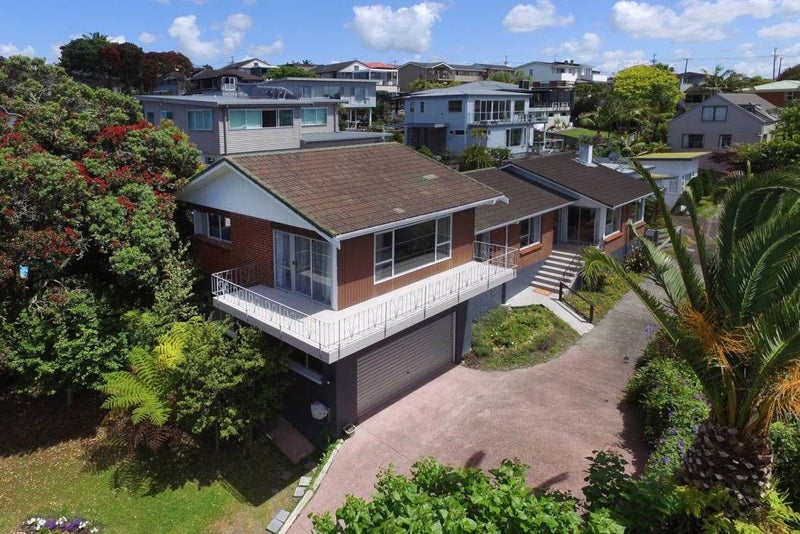 1/36 Masterton Road, Rothesay Bay, Auckland - Carousel 1