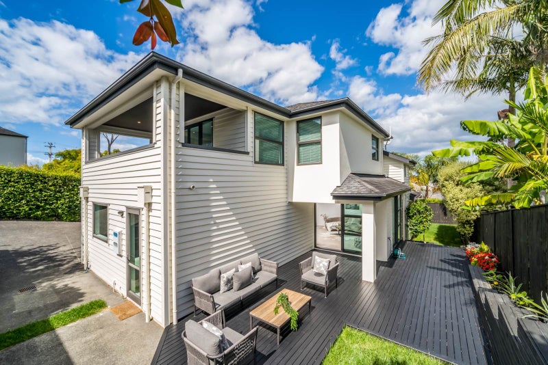 158B East Coast Road, Forrest Hill, Auckland - Carousel 1