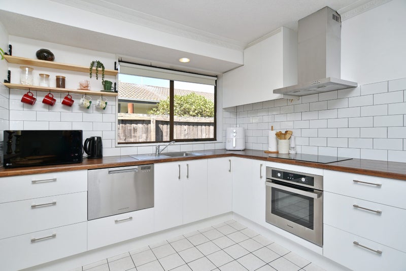 97 Bayswater Crescent, Bromley, Christchurch - Carousel 2