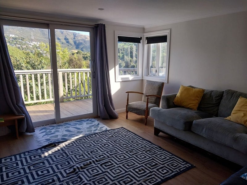 40 Hanover Street, Wadestown, Wellington - Carousel 12