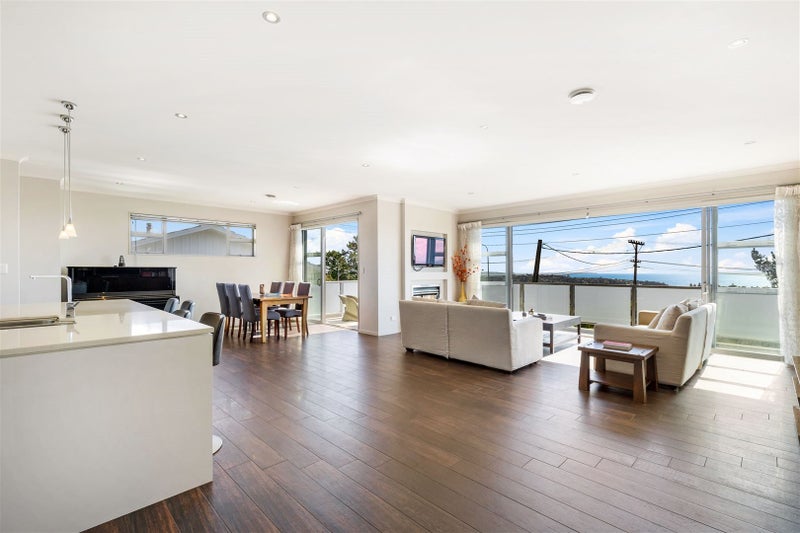 1/734 East Coast Road, Pinehill, Auckland - Carousel 2