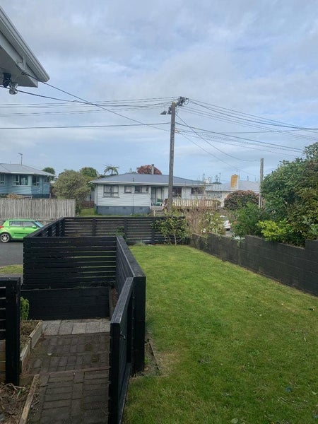 17 Clearmont Crescent, Blagdon, New Plymouth - Carousel 14