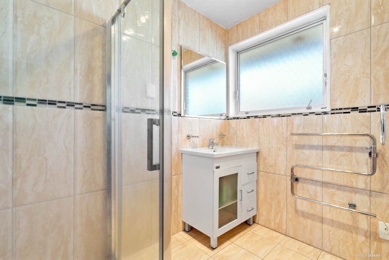 1/6 Pettit Place, Manukau, Auckland - Carousel 8