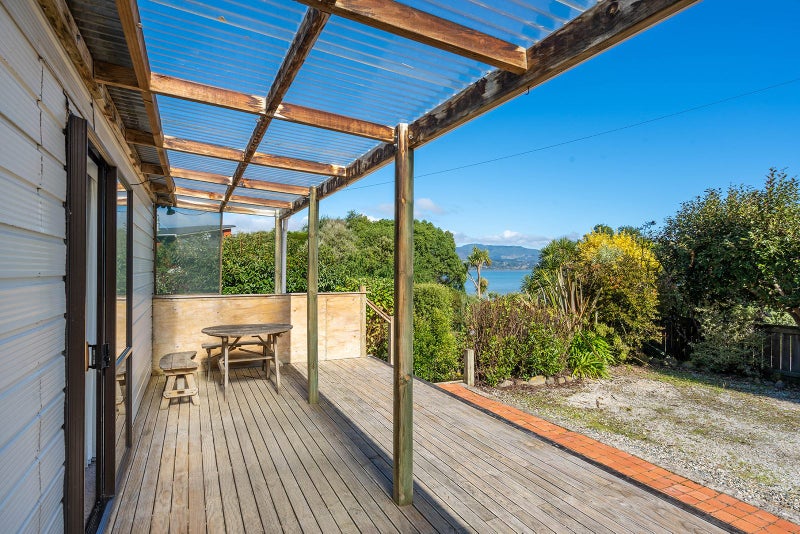 1 Bay Road, Warrington, Waikouaiti - Carousel 2