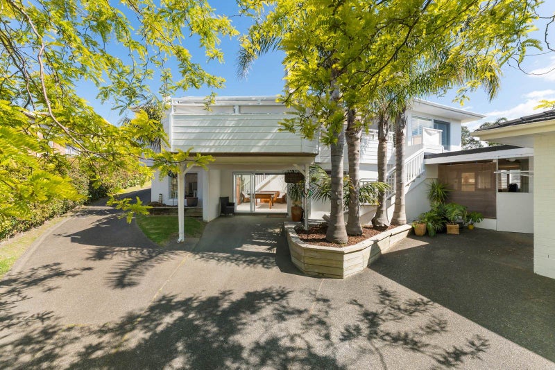 45 Braemar Road, Rothesay Bay, Auckland - Carousel 2