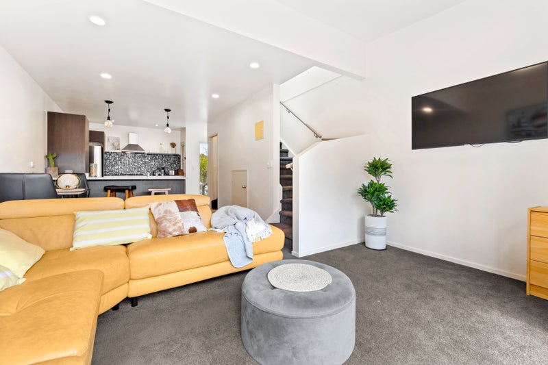 7/206 Manuka Road, Bayview, Auckland - Carousel 2