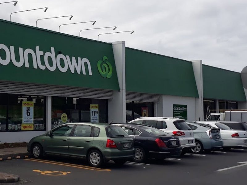 9 Cockayne Crescent, Sunnynook, Auckland - Carousel 5