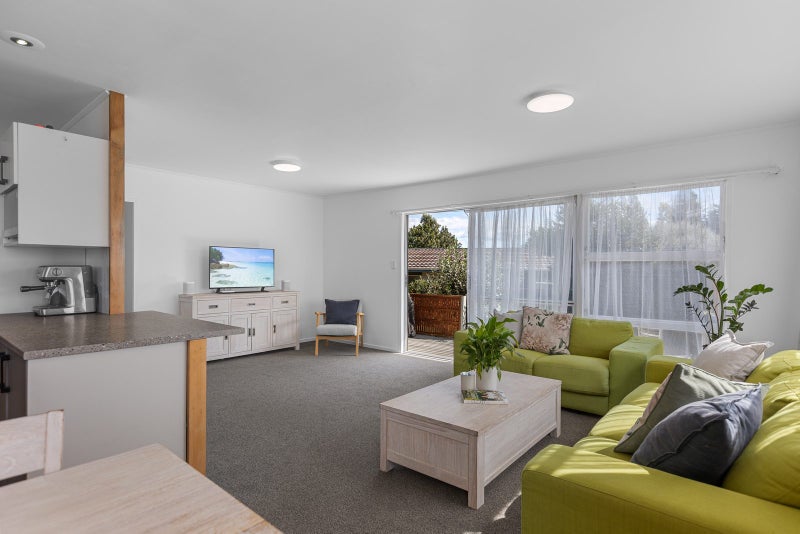 47 Welcome Bay Road, Welcome Bay, Tauranga - Carousel 2